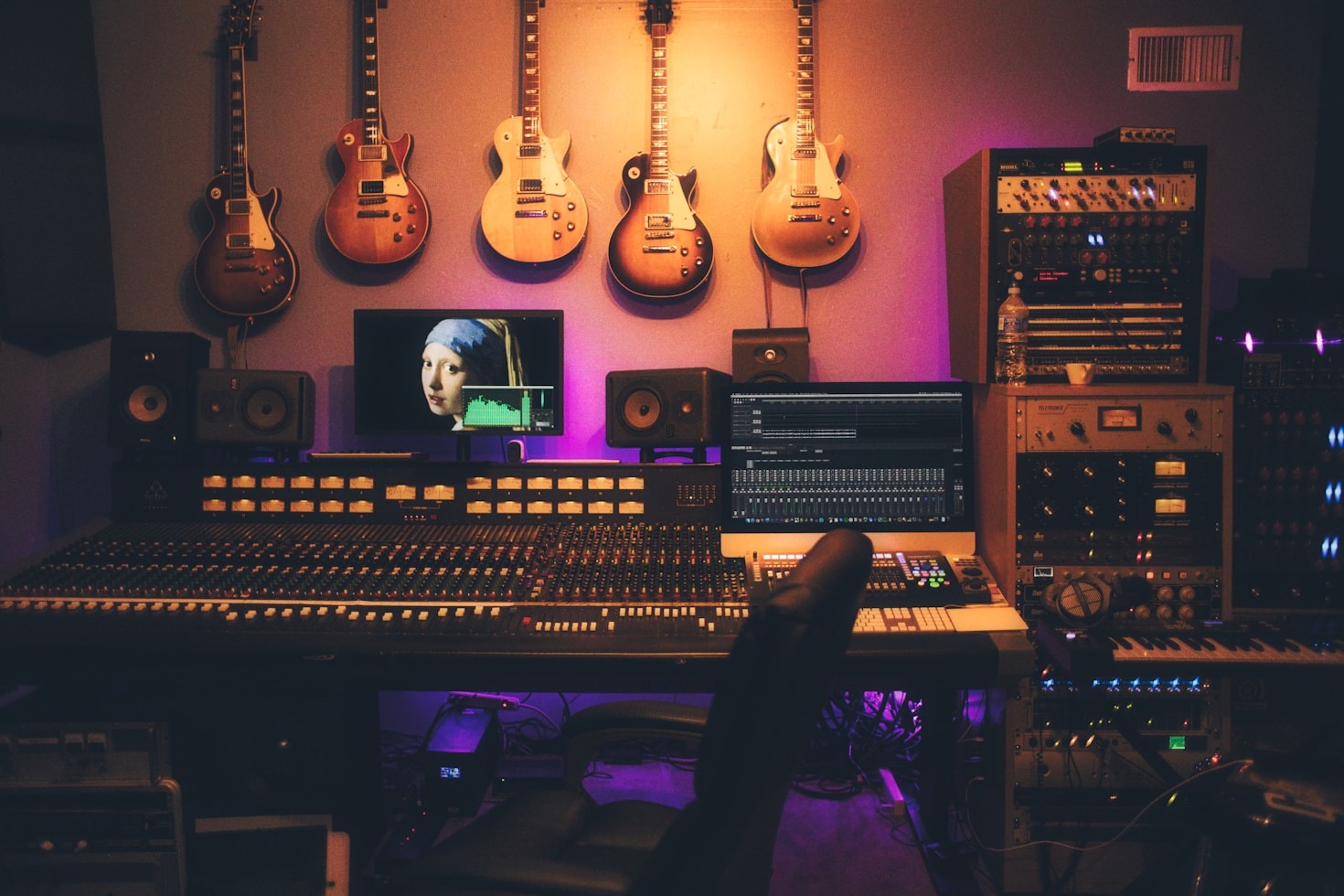 The Impact of Expert Guidance on Artistic Careers
